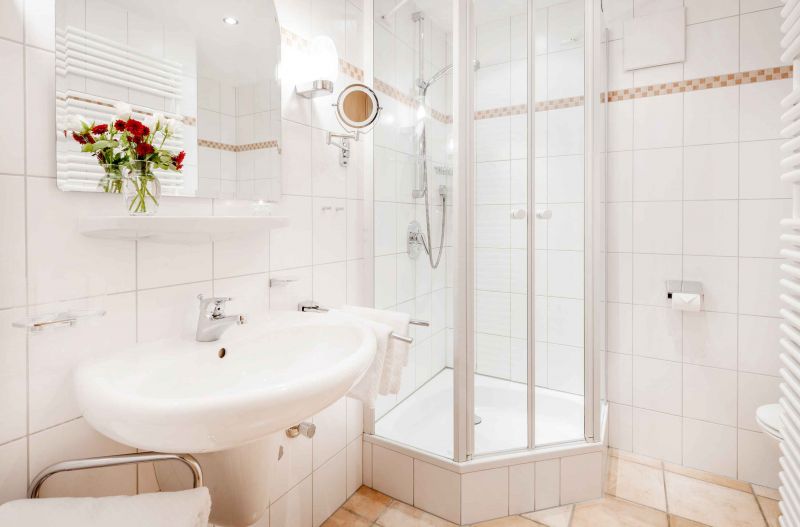 Ferienwohnung Badezimmer Tulpe Stachl Waging Bayern