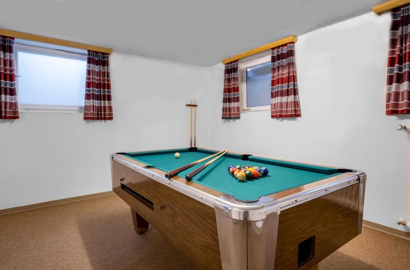 Billiardtisch Spass Action Turnier